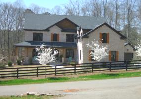 Dowlaty - Atlanta Georgia Custom Built Home