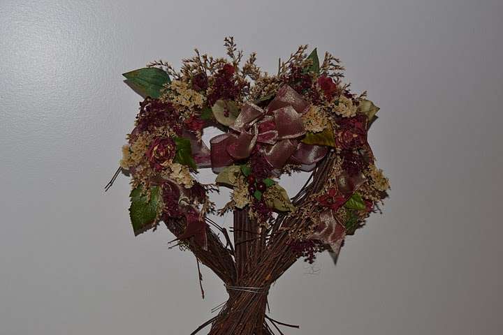 Dried flowers for bathroom wall decorations