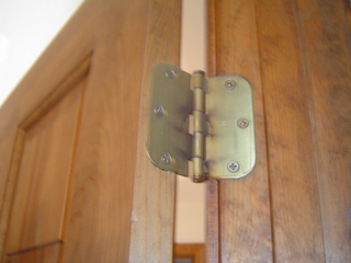 Tighten Interior Door Hinge