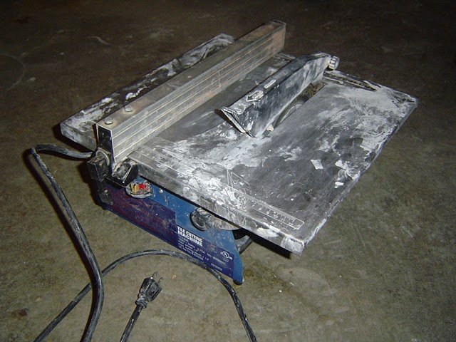 Inexpensive Tile Saw