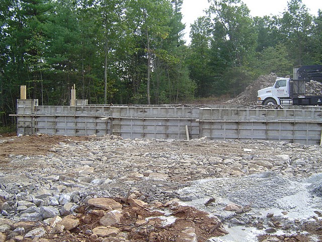 Pouring foundation walls is preferably done during warmer months.