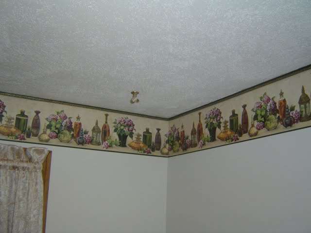 borders and wallpaper. Removing old wallpaper border