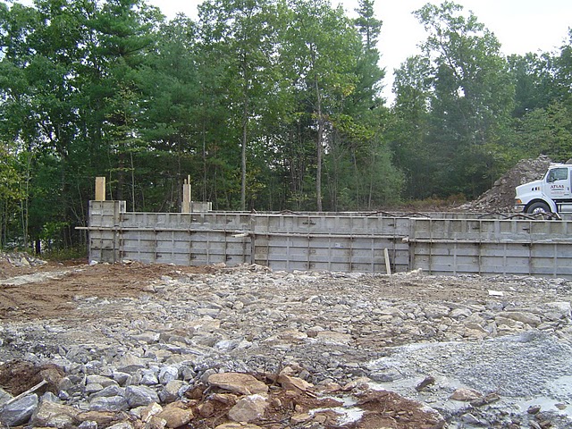 Concrete foundation form