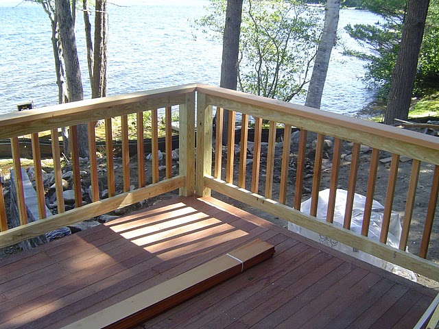 Wood Deck Railings